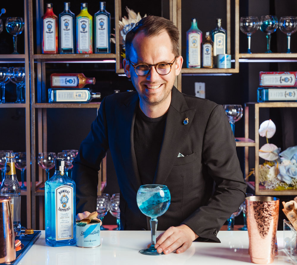 How Bartenders Can Stay Creative & Connected During COVID-19 - Bar Business